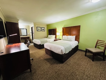 Room, 2 Double Beds, Non Smoking