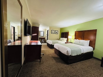 Room, 2 Double Beds, Non Smoking