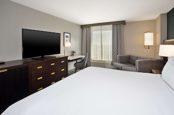 Room, 2 Queen Beds, River View