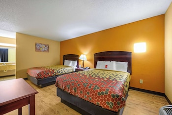 Standard Room, 2 Queen Beds, Smoking