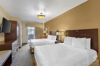 Suite, Multiple Beds, Non Smoking, Balcony