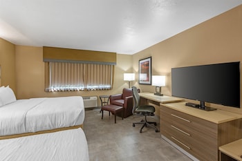 Standard Room, 2 Queen Beds, Non Smoking, Refrigerator