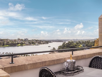 One-Bedroom Suite Harbour Terrace