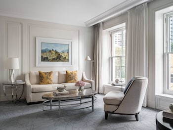 Suite (The Residence)