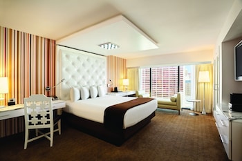 Go Executive Room, 1 King Bed, Non Smoking