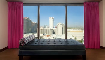 Fab Room, 1 King Bed, Non Smoking