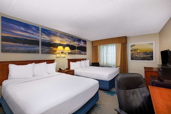 Room, 2 Queen Beds, Non Smoking (Pet-Friendly)