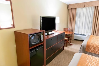 Standard Room, 2 Queen Beds, Non Smoking