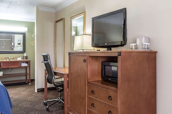 Standard Room, 2 Double Beds, Non Smoking