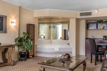 Suite, 1 King Bed, Non Smoking