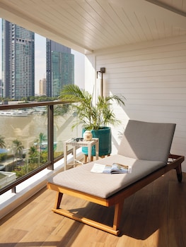 Junior Suite, 1 King Bed, Terrace
