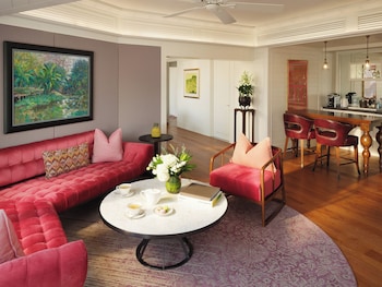 Premier Suite, 2 Bedrooms (King & Twin)