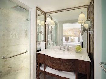 Chao Phraya room Twin