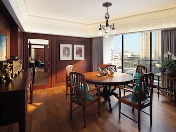 Siam Suite