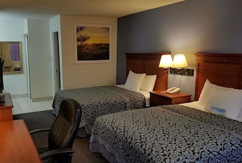 Room, 2 Queen Beds, Non Smoking