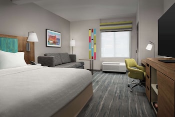 Room, 1 King Bed with Sofa bed, Non Smoking (Drinks & Snacks)