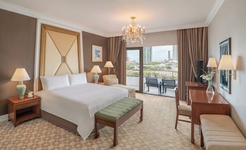 Krungthep Wing Deluxe Suite