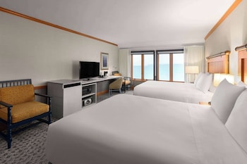 Room, 2 Queen Beds, Non Smoking (Water View)