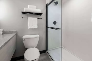 Suite, 1 King Bed, Non Smoking