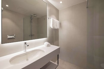 Standard Double Room, 1 King Bed