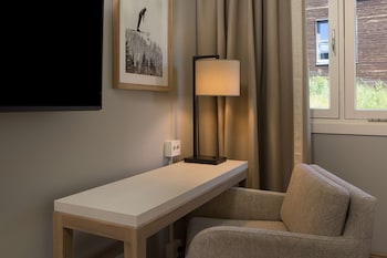 Standard Double Room, 1 King Bed