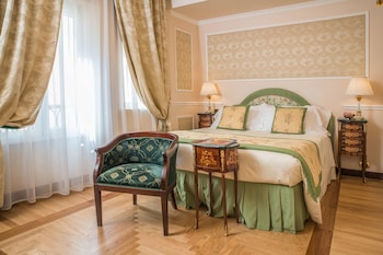 Classic Double or Twin Room