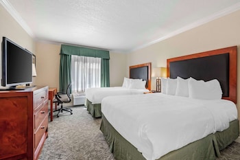 Standard Room, 2 Queen Beds, Non Smoking, Refrigerator & Microwave