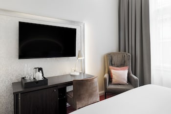 Classic Room, 1 King Bed