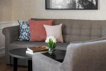 Junior Suite, 1 King Bed