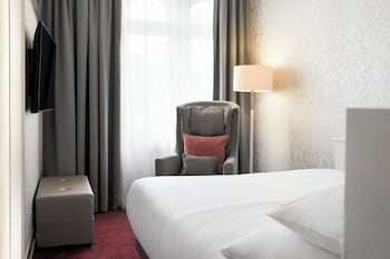 Classic Room, 1 Queen Bed