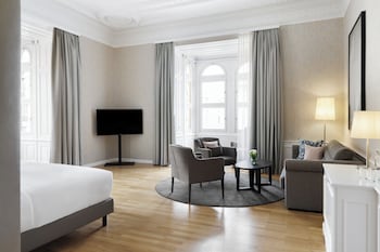 Junior Suite, 1 King Bed