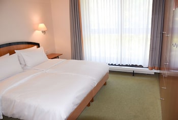 Standard Room, Annex Building