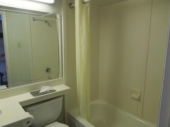 Basic Single Room, Ocean View