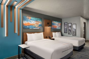 Studio, 2 Queen Beds, Accessible, Non Smoking (Mobility)