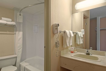 Standard Double Room, 2 Queen Beds, Non Smoking, Refrigerator & Microwave
