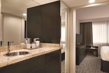 Suite, 1 Bedroom, Non Smoking (King with Sofa bed)