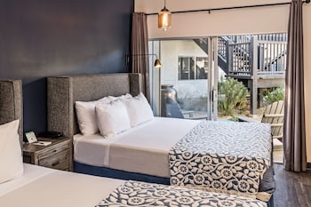 Queen Room, 2 Queen Beds, Accessible, Non Smoking