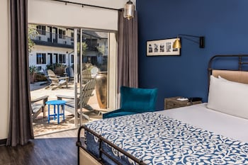 King Room, 1 King Bed, Accessible, Non Smoking