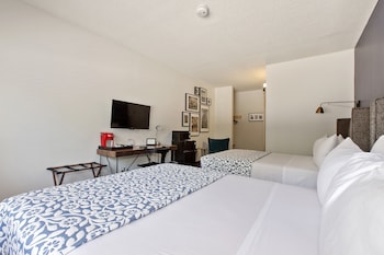 Room, 2 Queen Beds