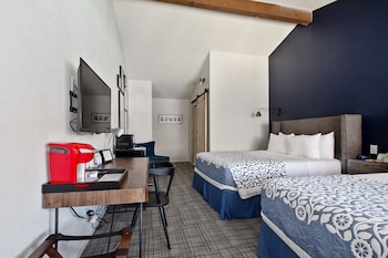 Room, 2 Queen Beds