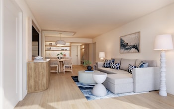 Deluxe Suite, 1 King Bed with Sofa bed, Partial Ocean View (Palm Suite, Hammock Wing)
