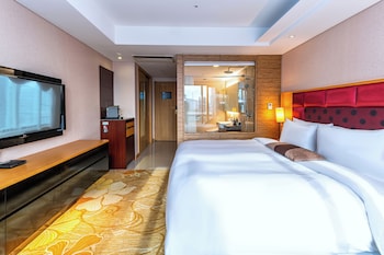 Premium Room, 1 Queen Bed (Breakfast for 1 Included)