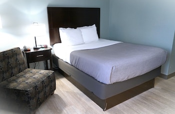 Standard Room, 1 Queen Bed, Smoking