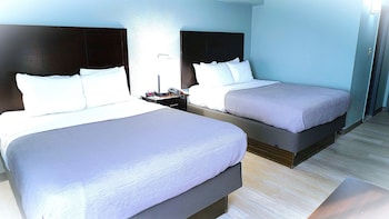 Standard Room, 2 Queen Beds, Non Smoking