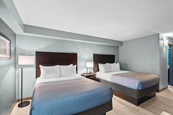 Standard Room, 2 Queen Beds, Non Smoking