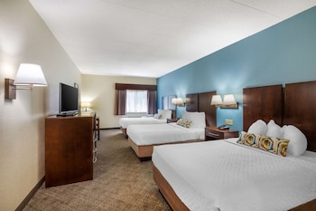 Standard Room, Multiple Beds, Non Smoking, Refrigerator & Microwave