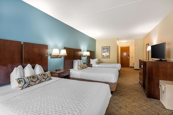 Standard Room, Multiple Beds, Non Smoking, Refrigerator & Microwave