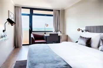 Standard Room, 1 Queen Bed