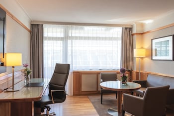 Business Suite, 1 King Bed