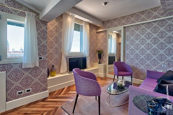 Signature Suite, Lagoon View (Jules Verne)